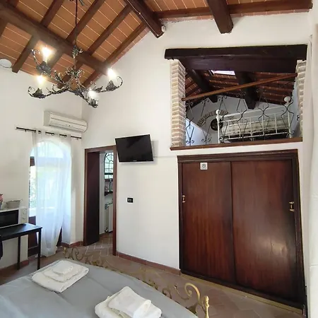 Il Quercetino Di Momo Bed and breakfast 3*